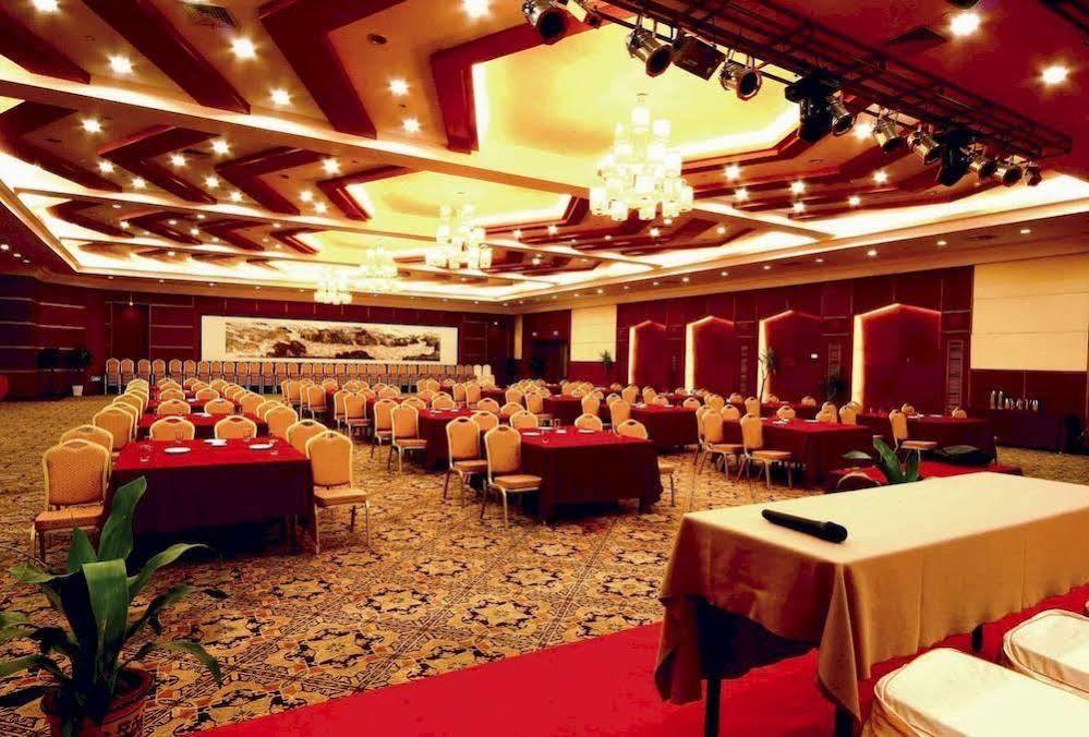 Huaxin International Hotel Ningbo Exterior photo
