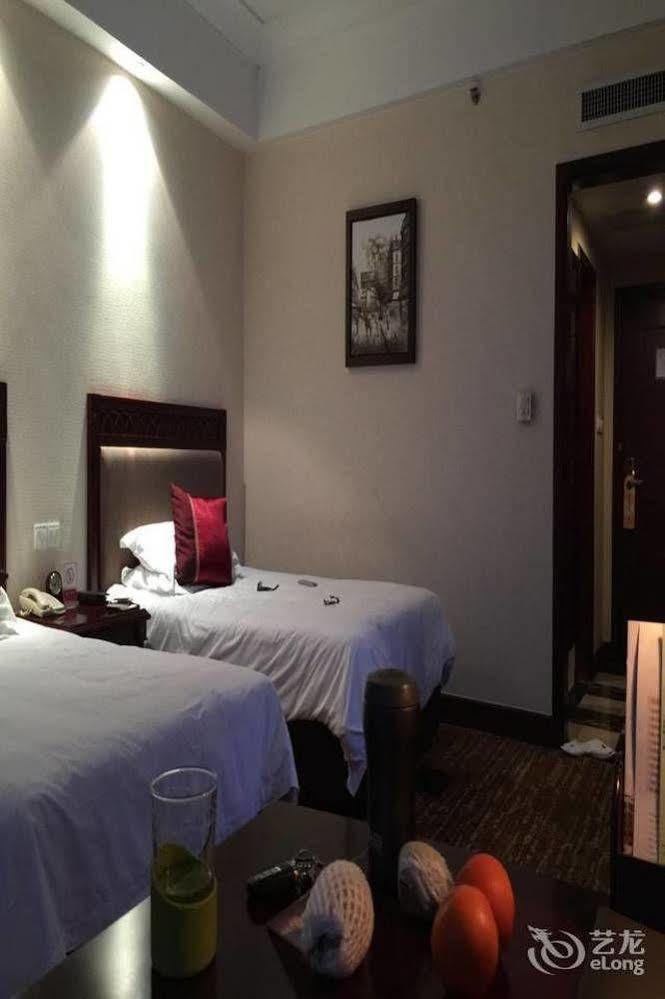 Huaxin International Hotel Ningbo Exterior photo